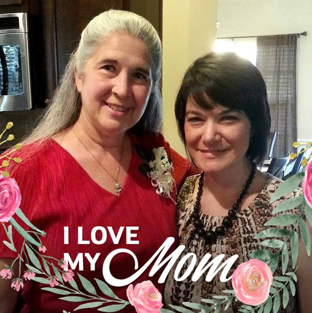 Meet your Posher, Dena